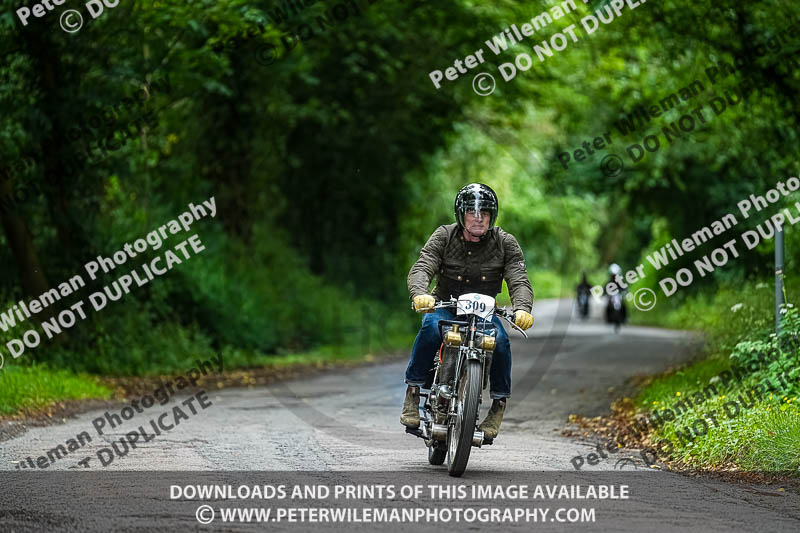 Vintage motorcycle club;eventdigitalimages;no limits trackdays;peter wileman photography;vintage motocycles;vmcc banbury run photographs